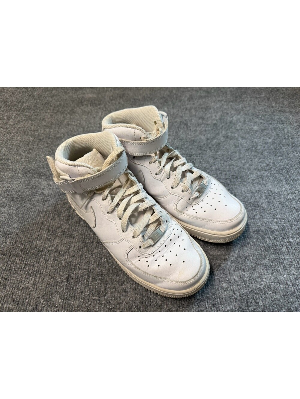 Nike Air Force 1 ’07 Mid Triple White Women’s Size 8 DD9625-100 With Box